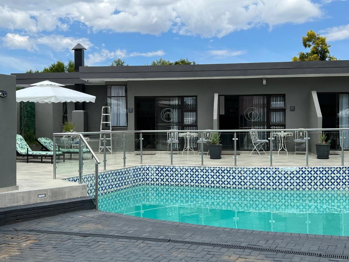 Inbloem Otel Bloemfontein Dış mekan fotoğraf